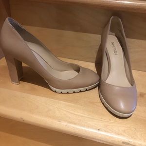 Nine West beige heels with white/cream sole